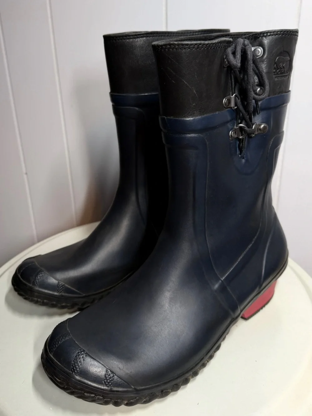 Sorel Black Navy Lace-Up Waterproof Boots with Red Heel - Size 11